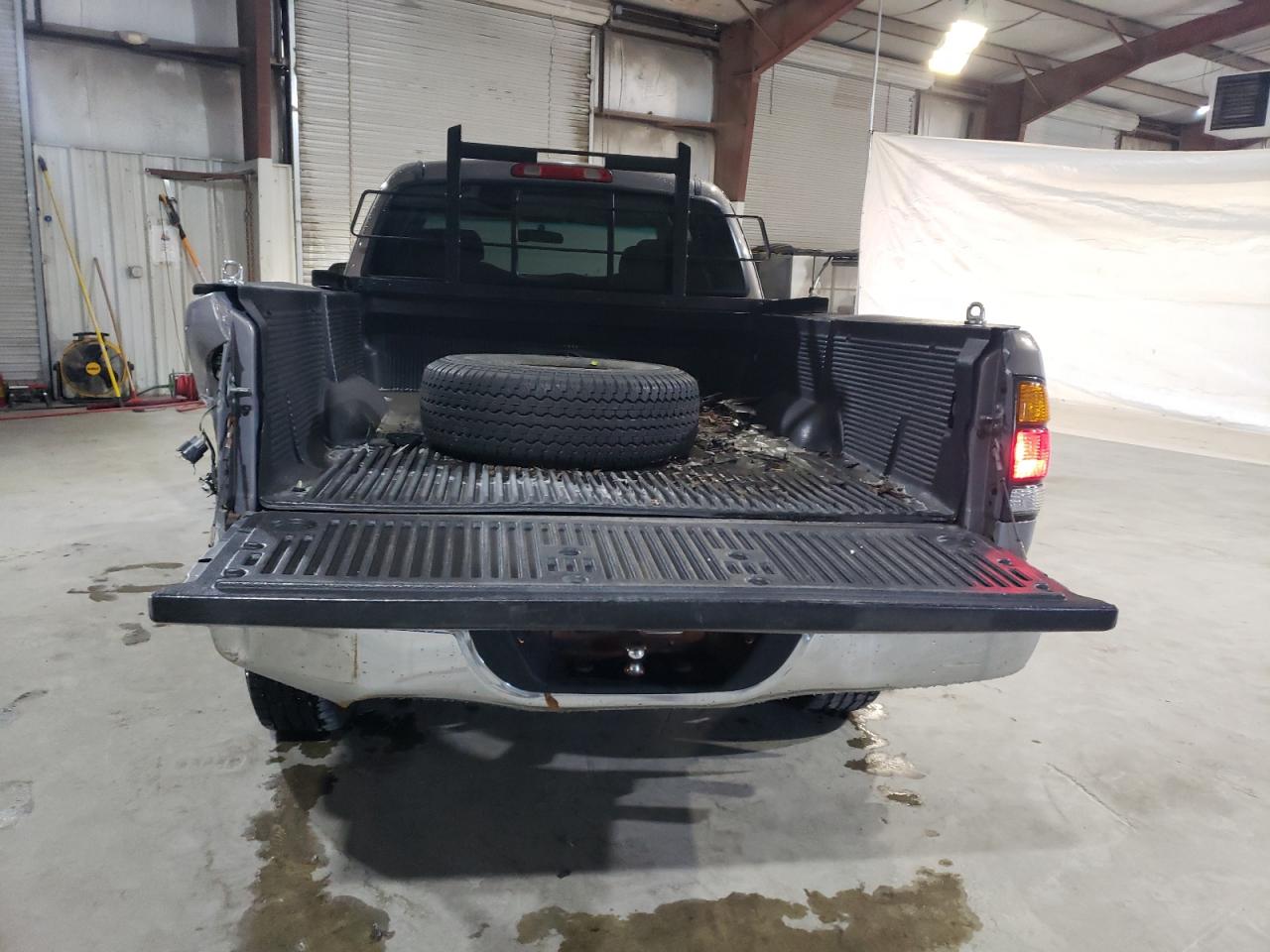 2000 Toyota Tundra - Image 6