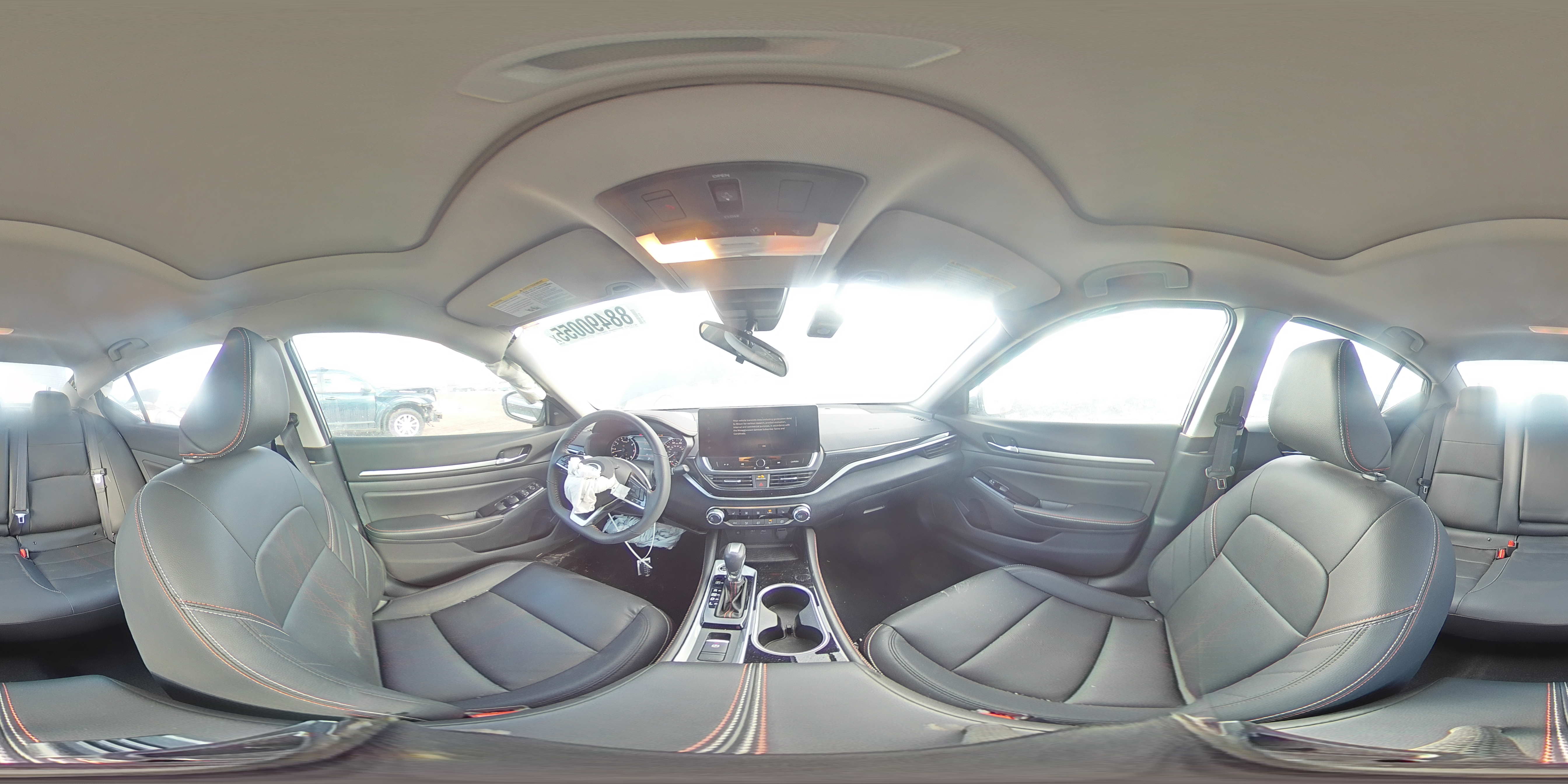 2024 Nissan Altima - Image 12