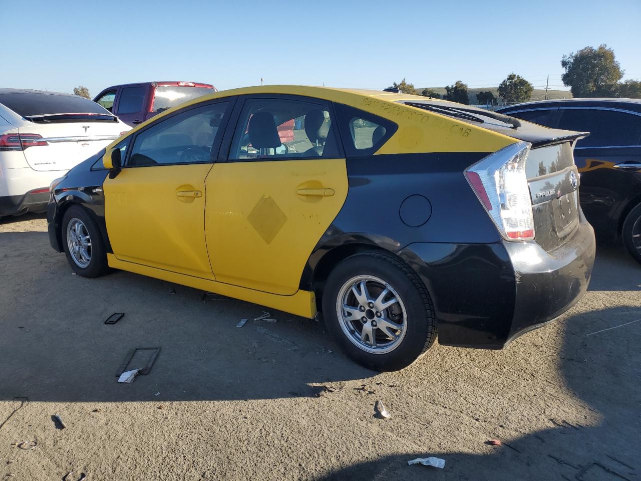 2011 Toyota Prius - Image 2