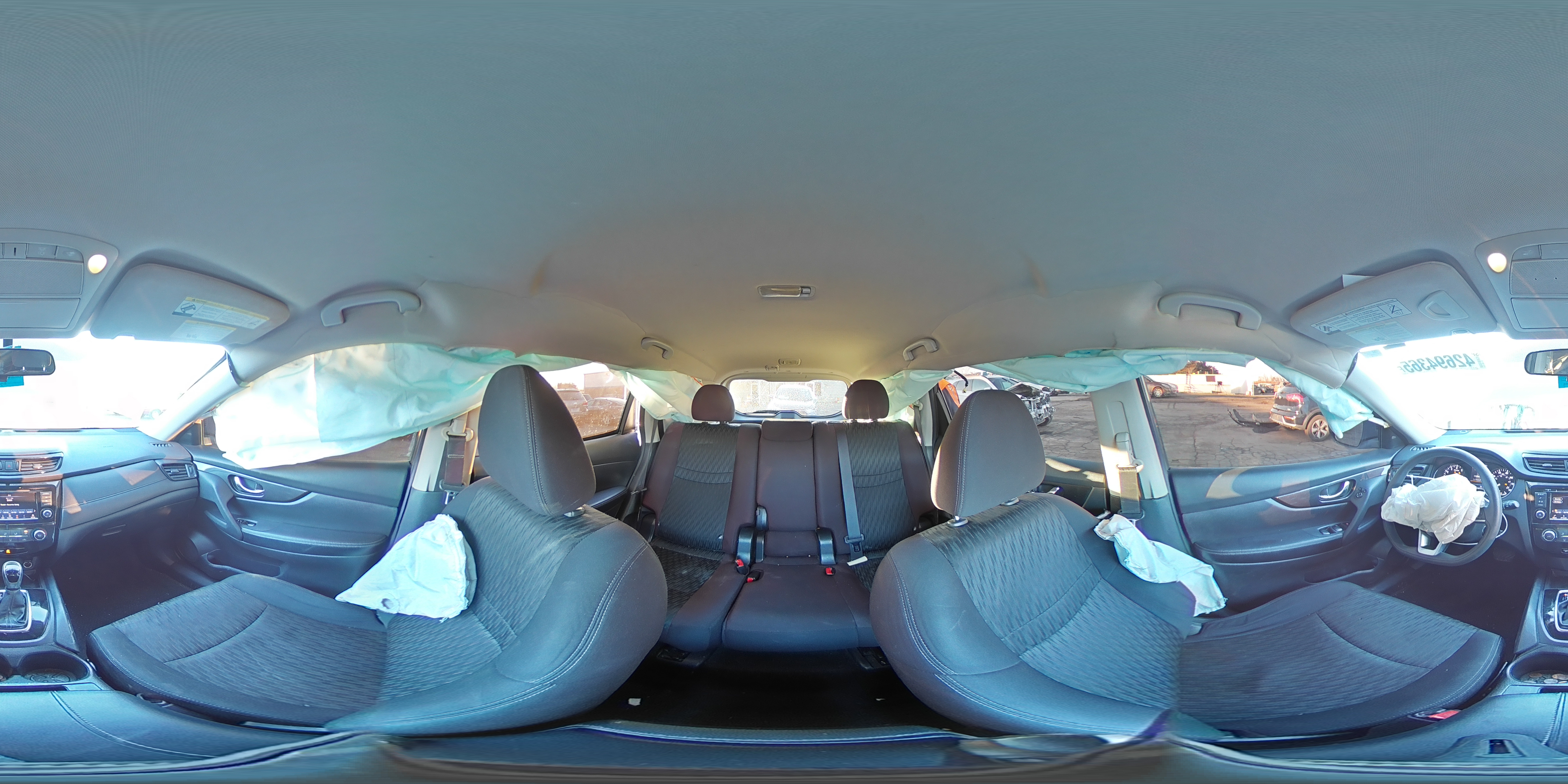 2018 Nissan Rogue - Image 13