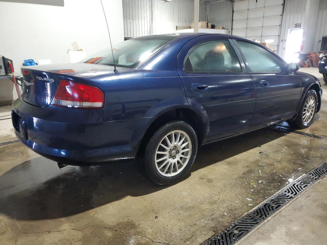 2005 Chrysler Sebring - Image 3
