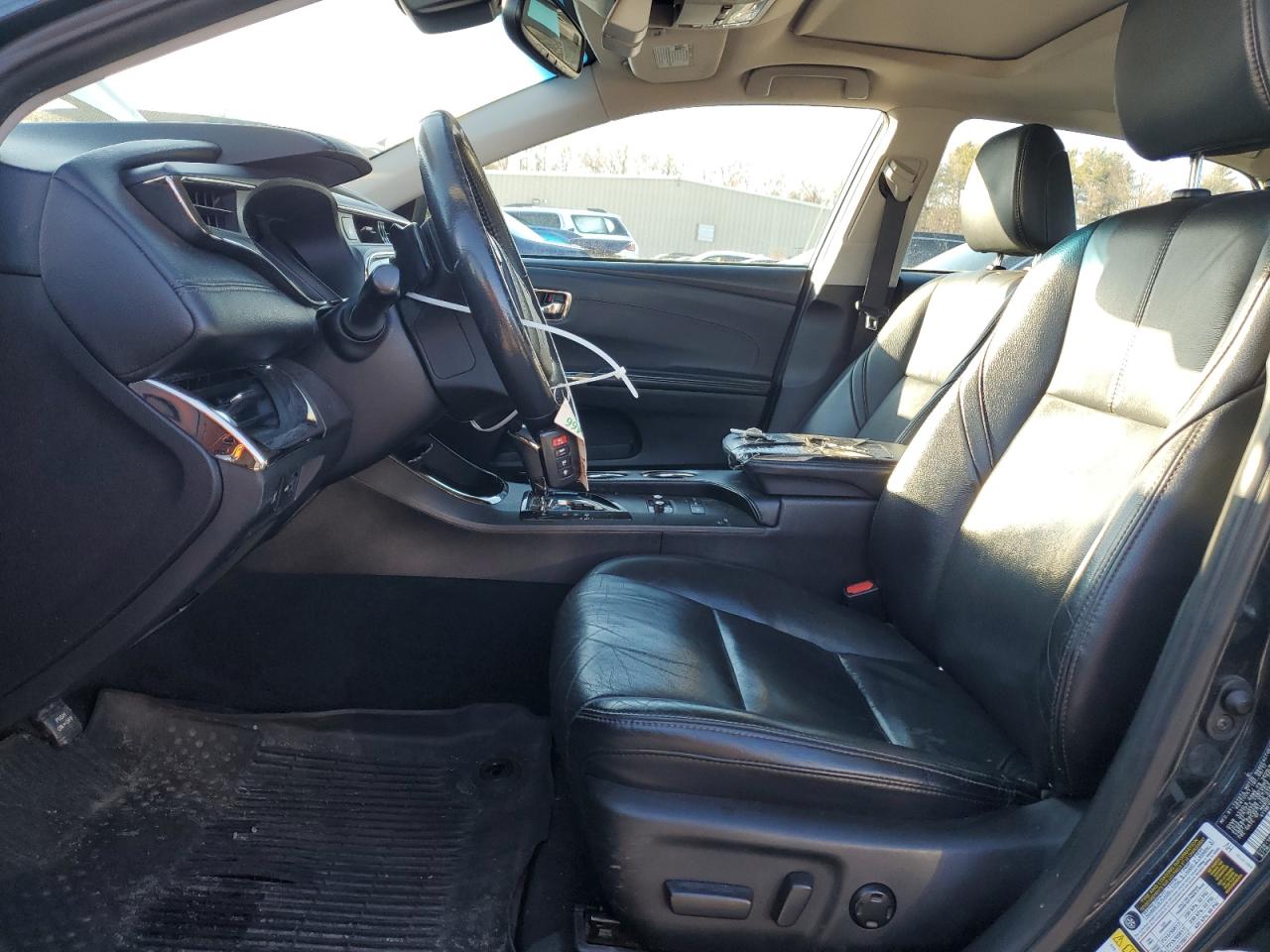 2018 Toyota Avalon - Image 7