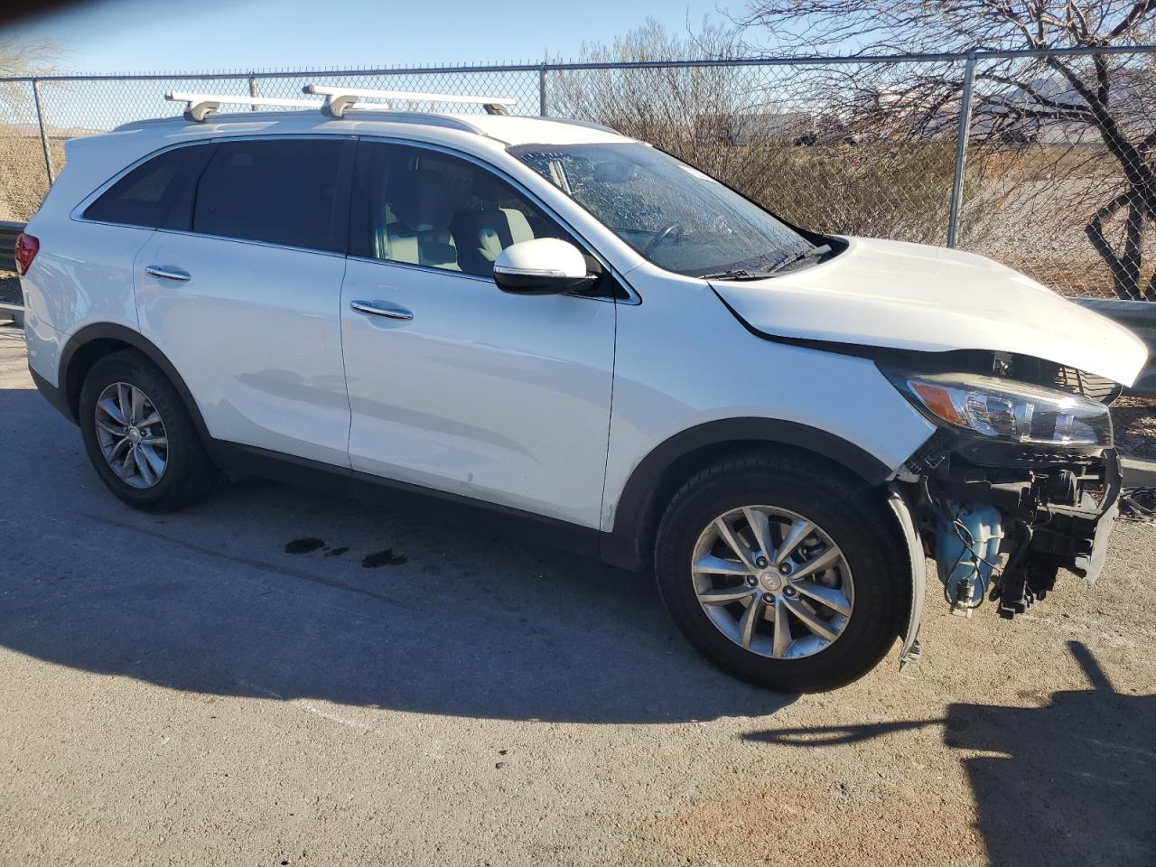 2017 Kia Sorento - Image 4