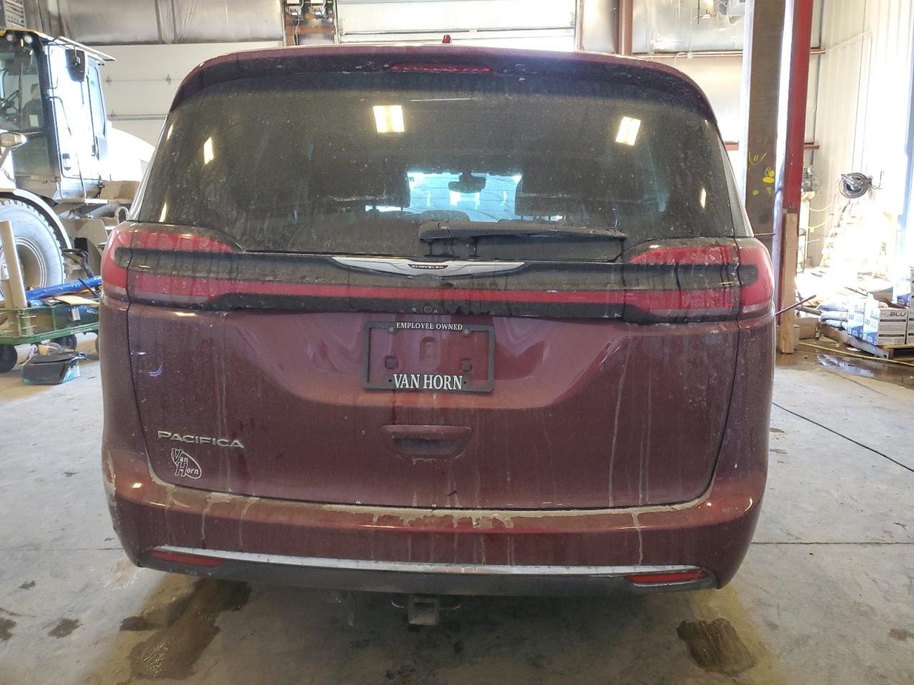 2022 Chrysler Pacifica - Image 6