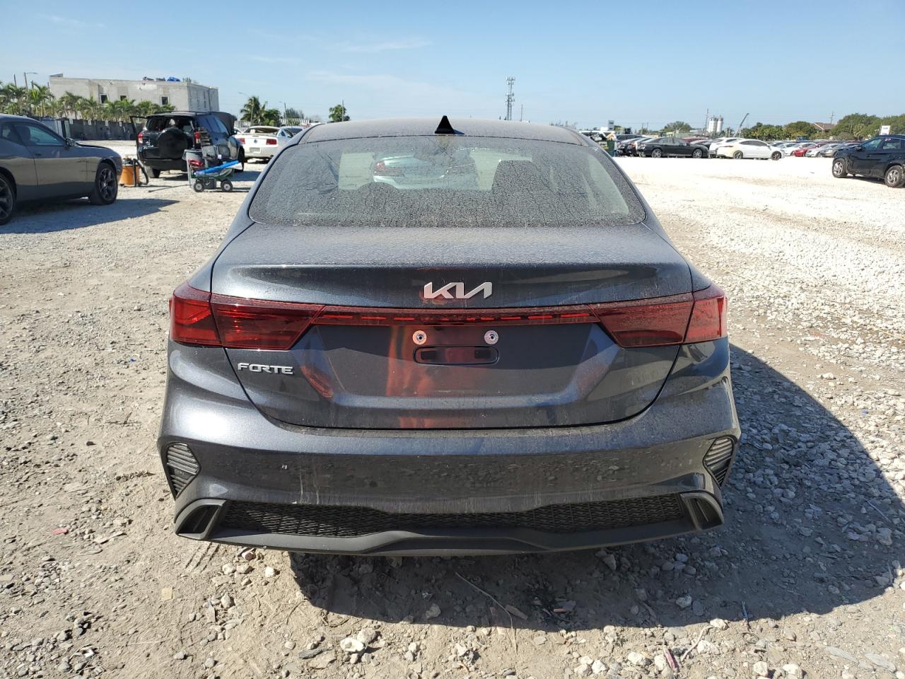 2023 Kia Forte - Image 6