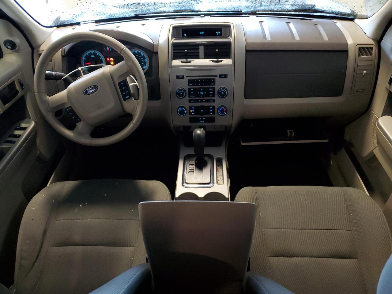 2009 Ford Escape - Image 8