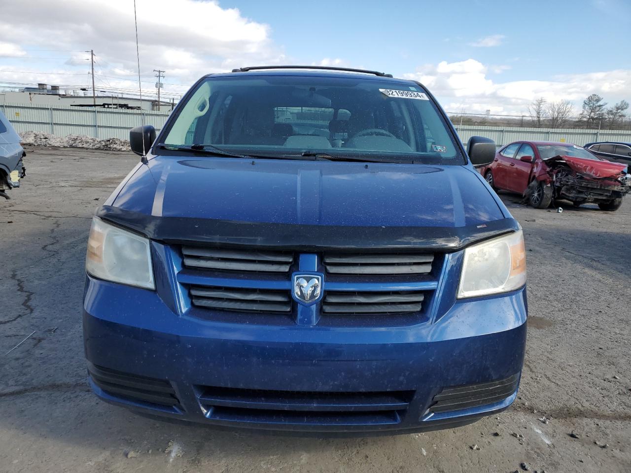 2010 Dodge Caravan - Image 5
