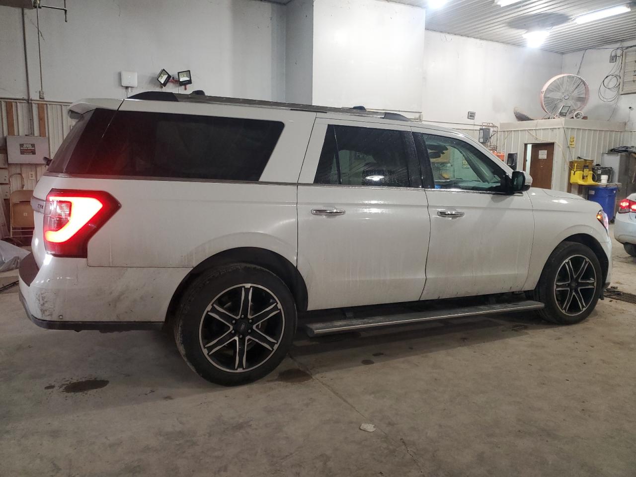 2021 Ford Expedition - Image 3