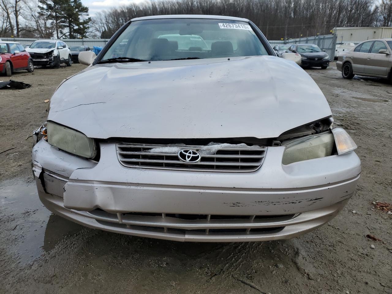 1998 Toyota Camry - Image 5