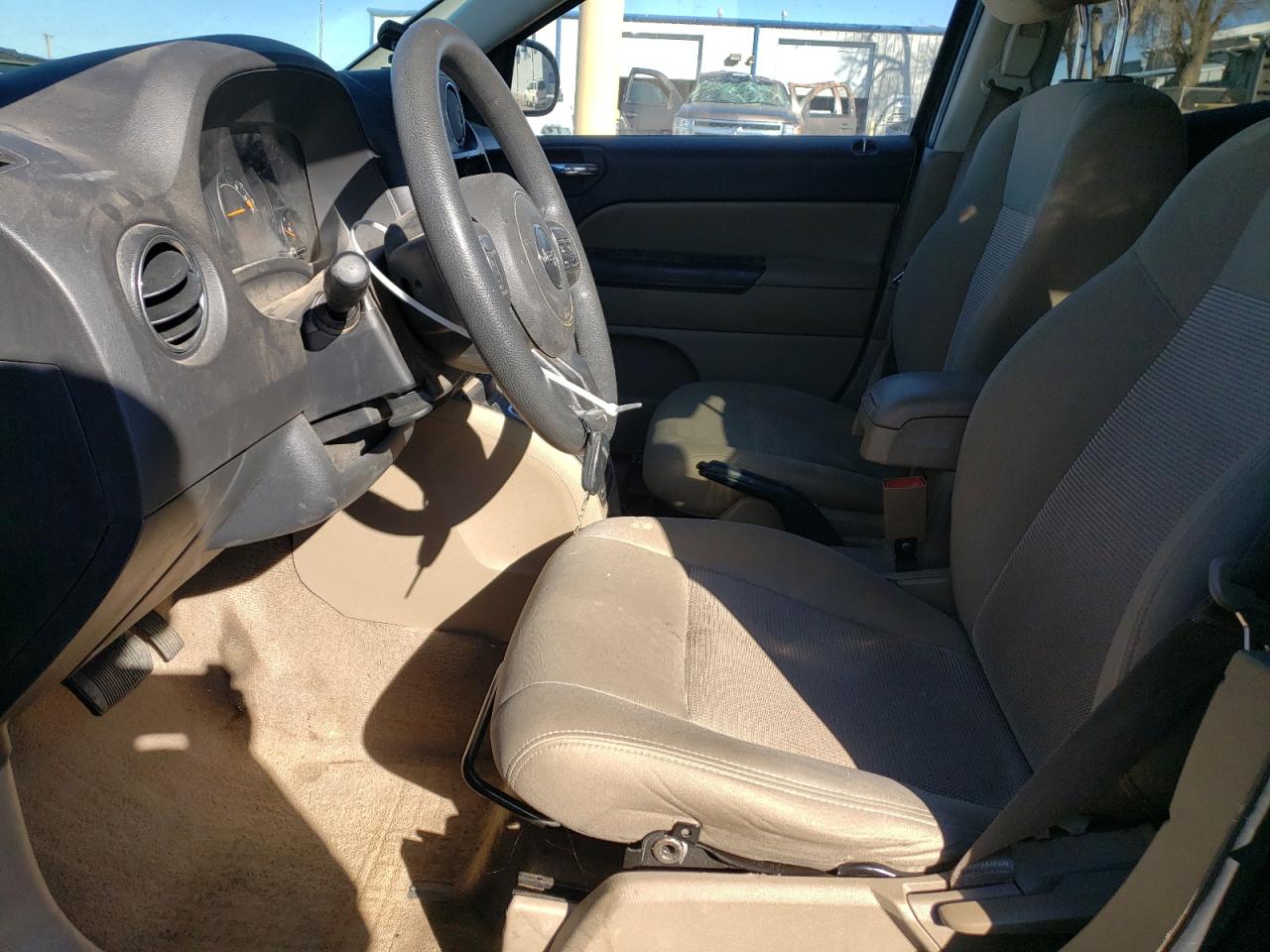 2015 Jeep Compass Sport VIN: 1C4NJCBB4FD115902 Lot: 87488984