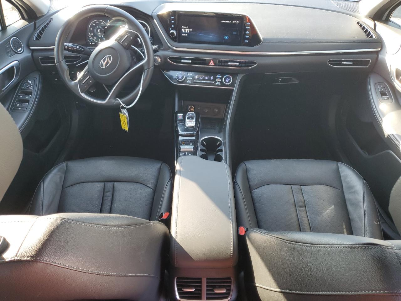 2022 Hyundai Sonata - Image 8