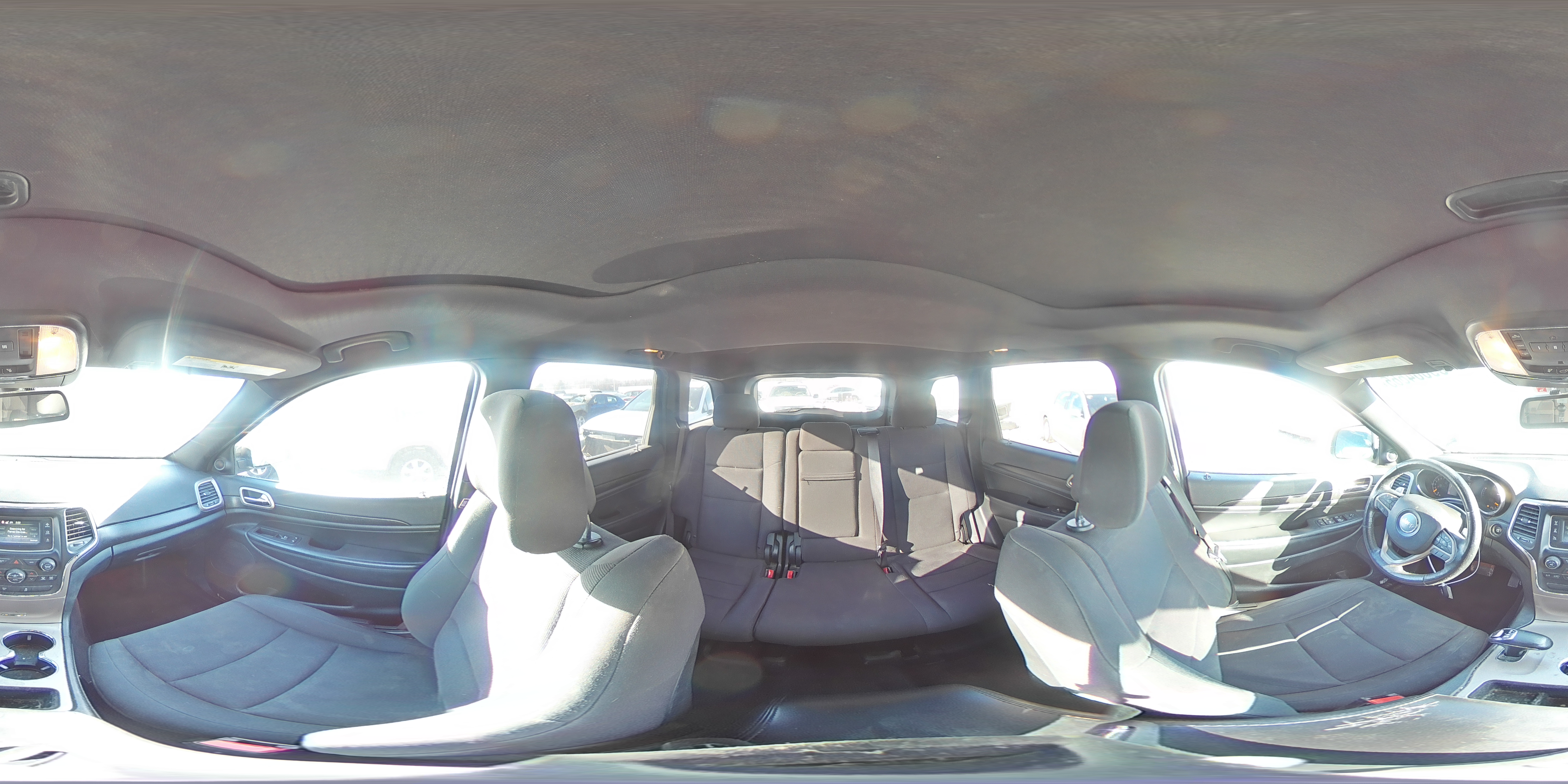 2015 Jeep Grand Cherokee - Image 15