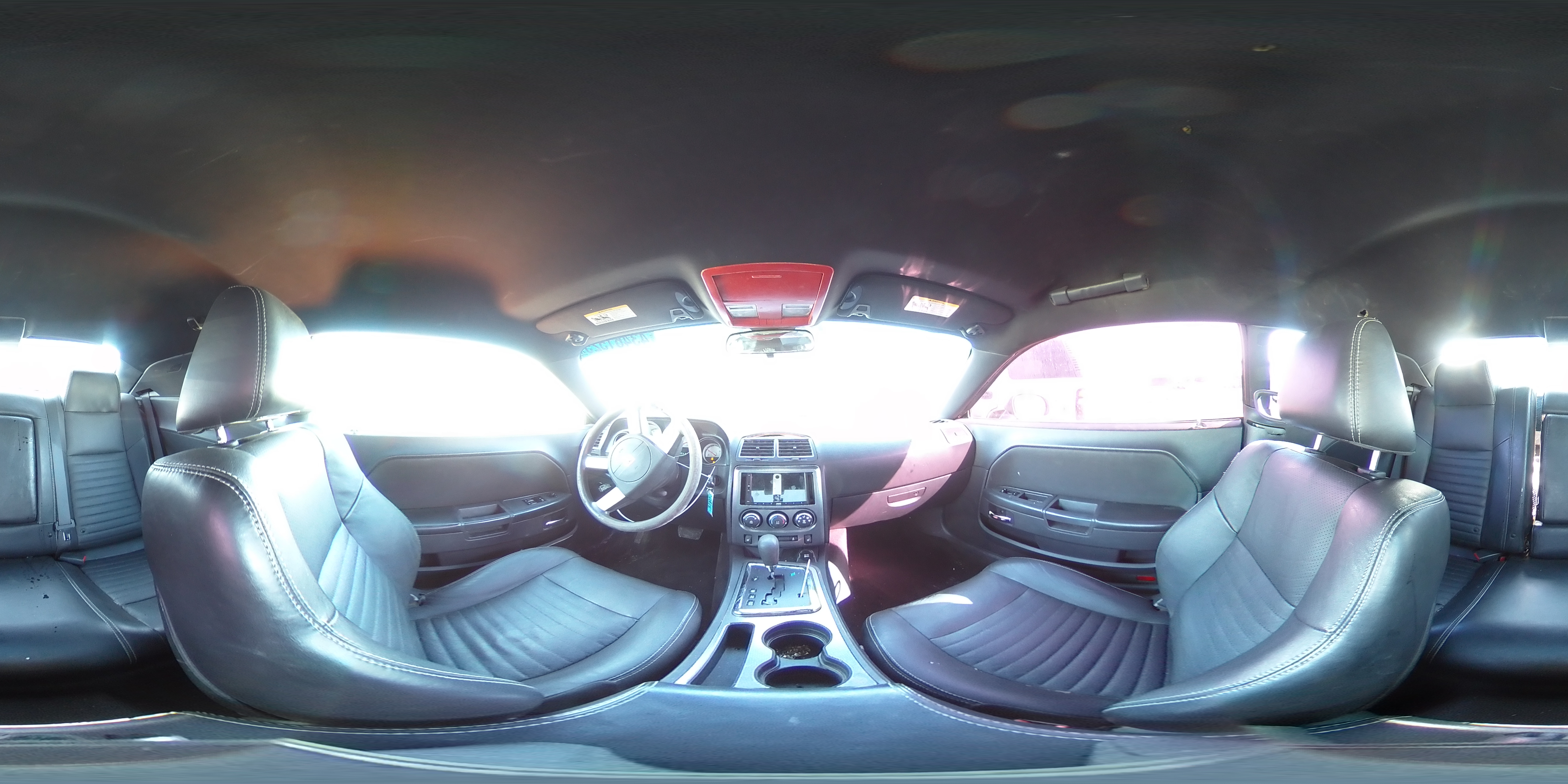 2010 Dodge Challenger - Image 13