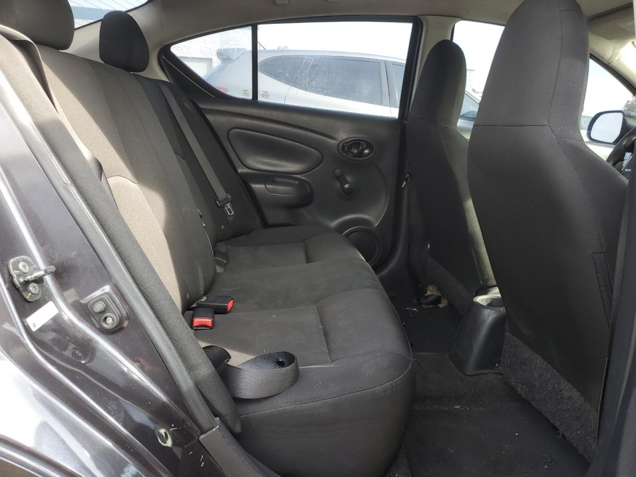 2015 Nissan Versa - Image 10