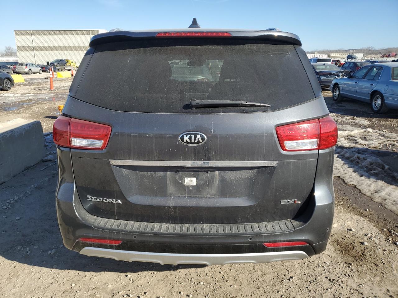 VIN KNDME5C16G6186185 2016 KIA SEDONA no.6