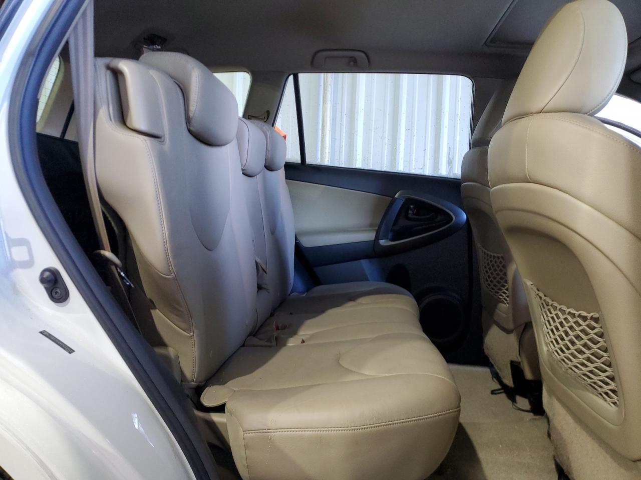 2009 Toyota RAV 4 - Image 10