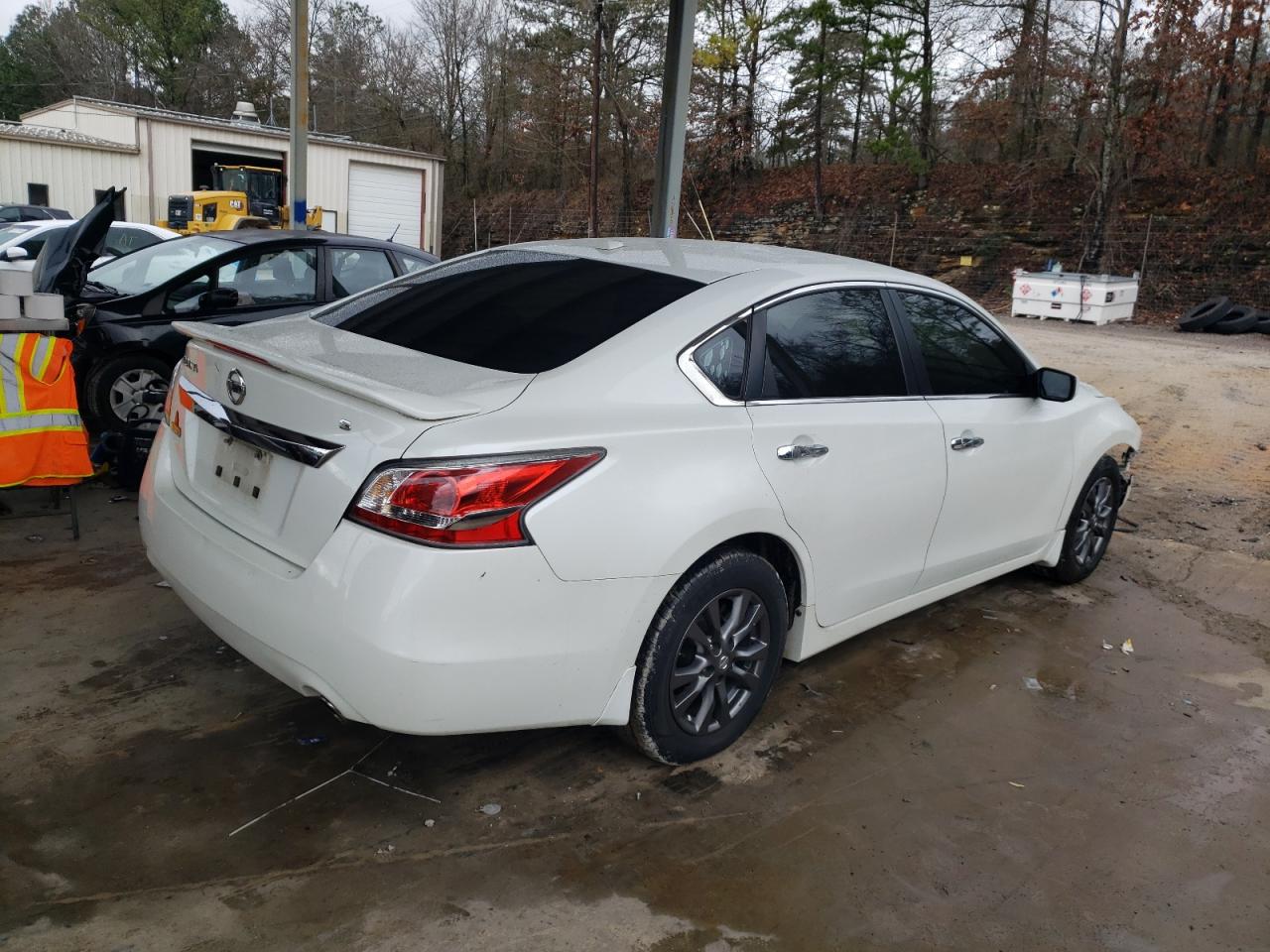 2015 Nissan Altima - Image 3