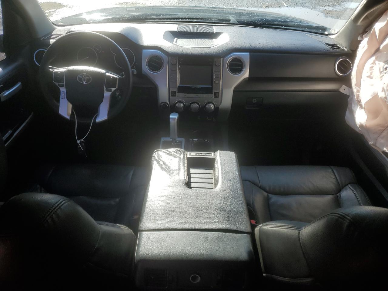2017 Toyota Tundra - Image 8