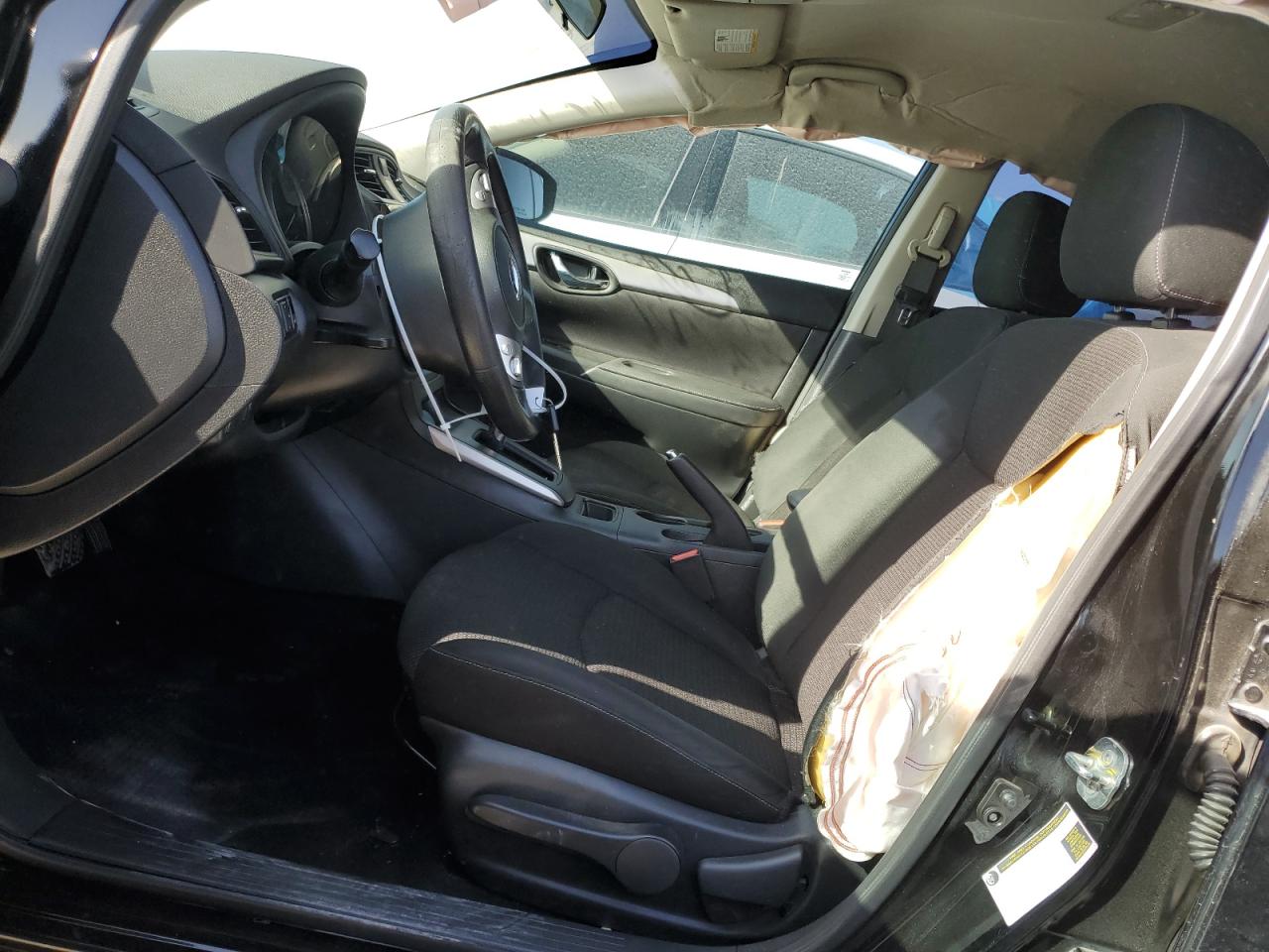2019 Nissan Sentra - Image 7