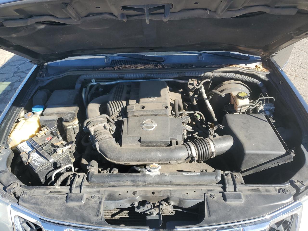 2012 Nissan Pathfinder - Image 12