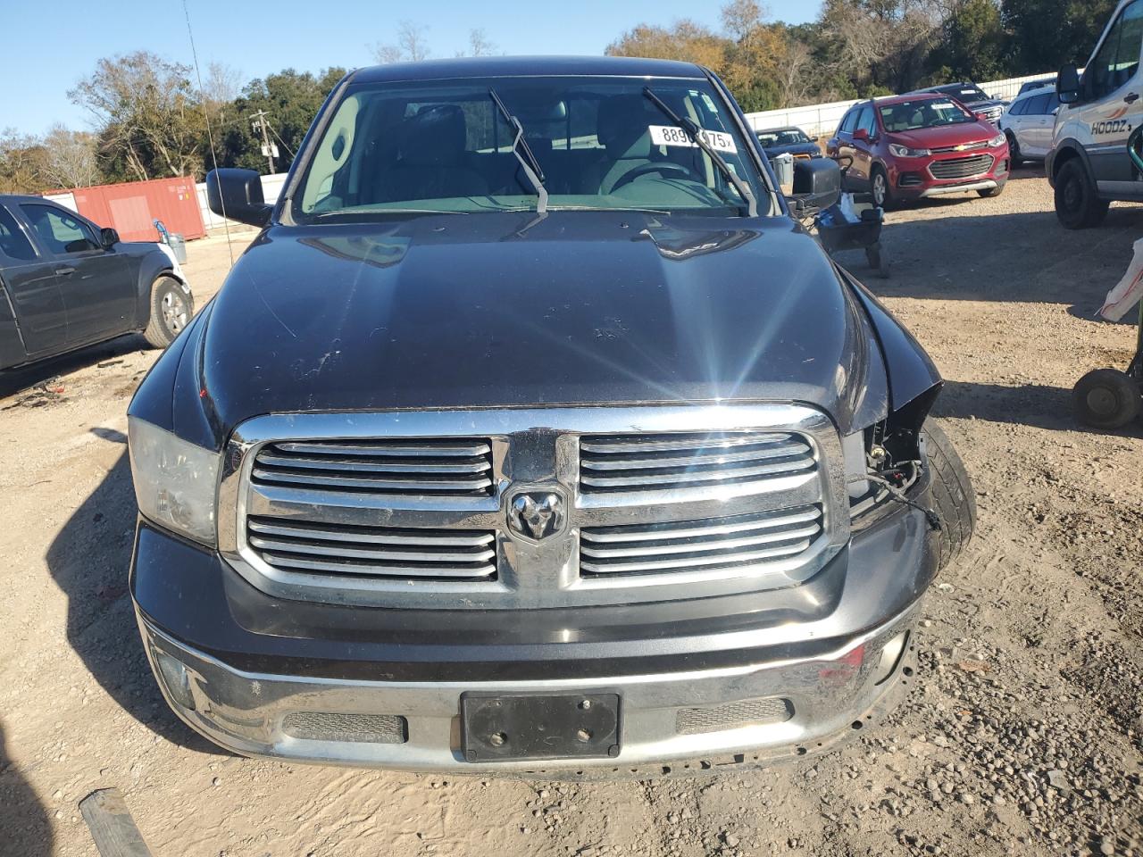 2015 RAM 1500 - Image 5