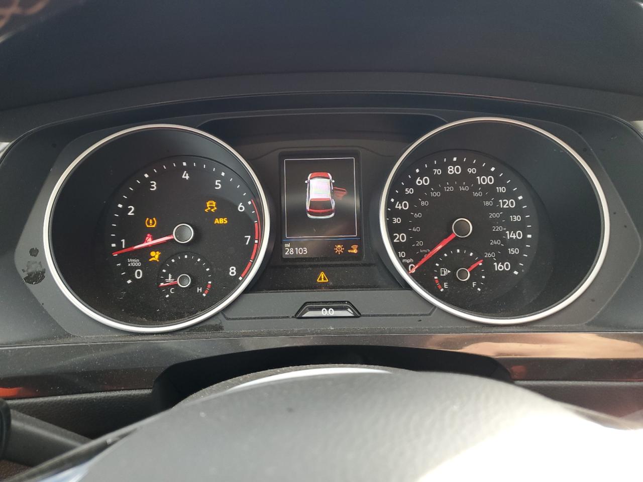 2021 Volkswagen Tiguan - Image 9