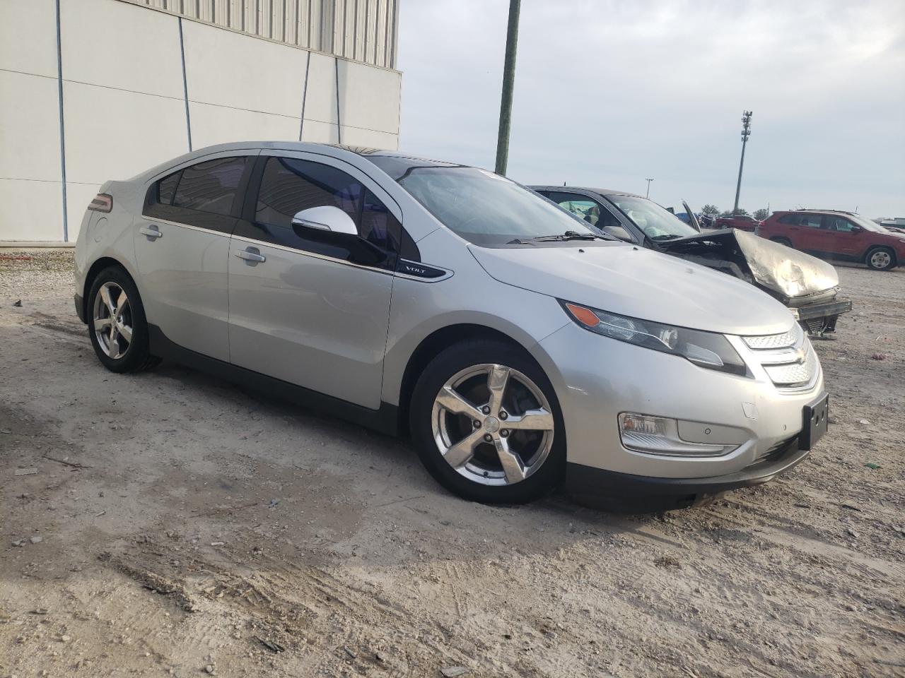2012 Chevrolet Volt - Image 4