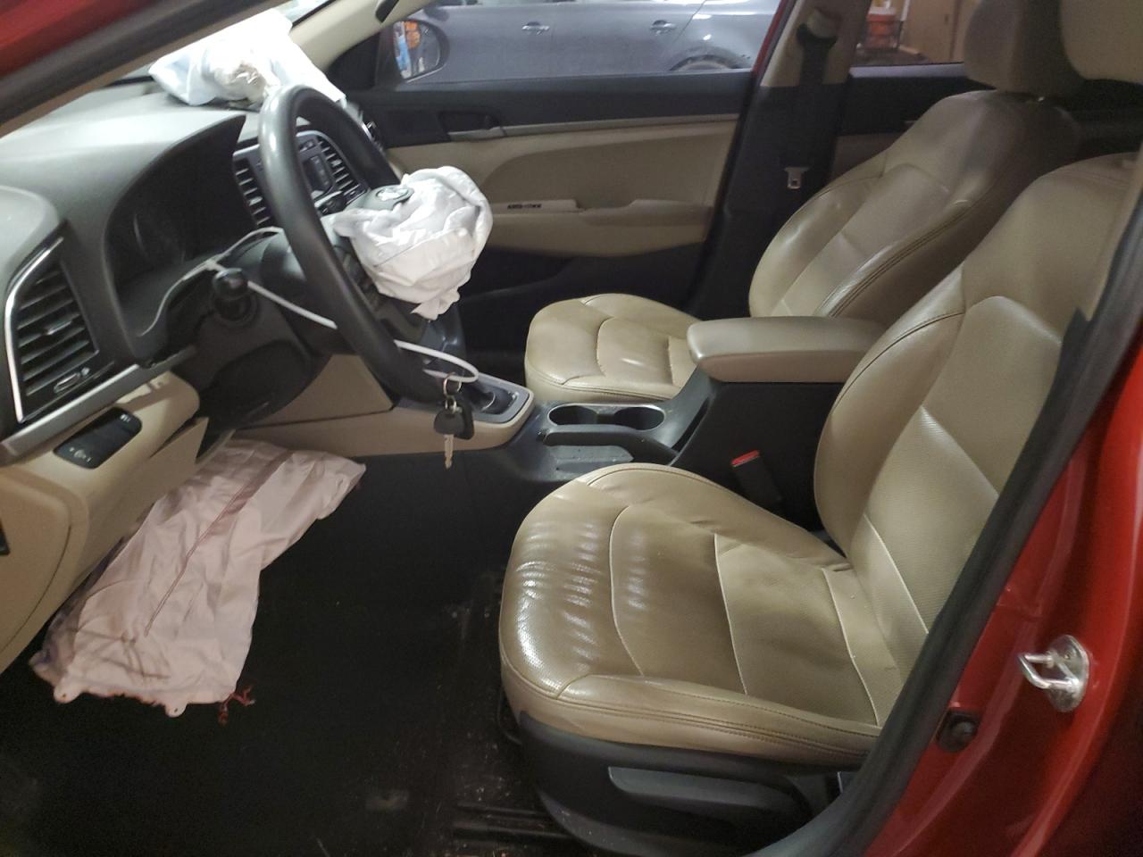 2018 Hyundai Elantra - Image 7
