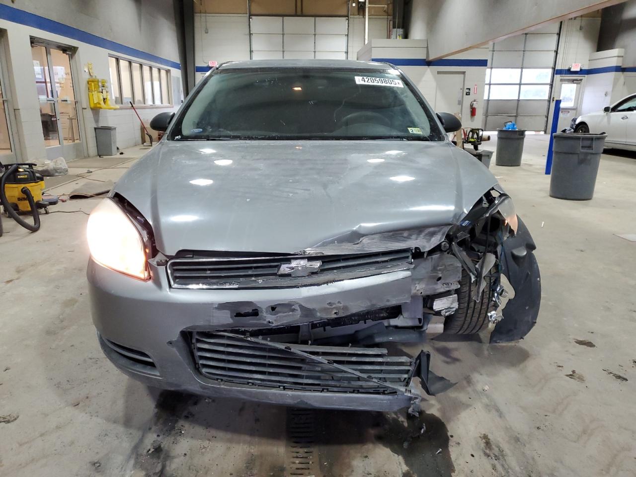 2009 Chevrolet Impala - Image 5