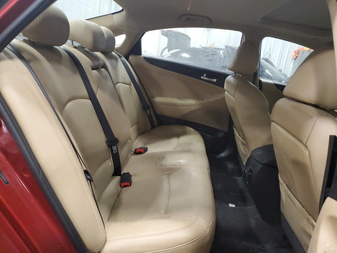 2014 Hyundai Sonata - Image 10