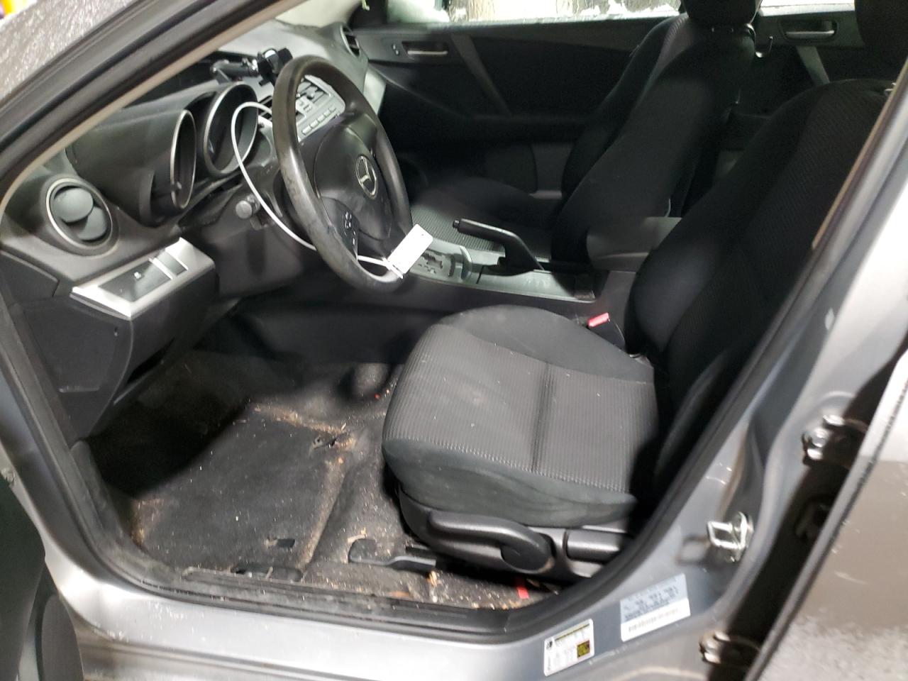 2012 Mazda 3 - Image 7