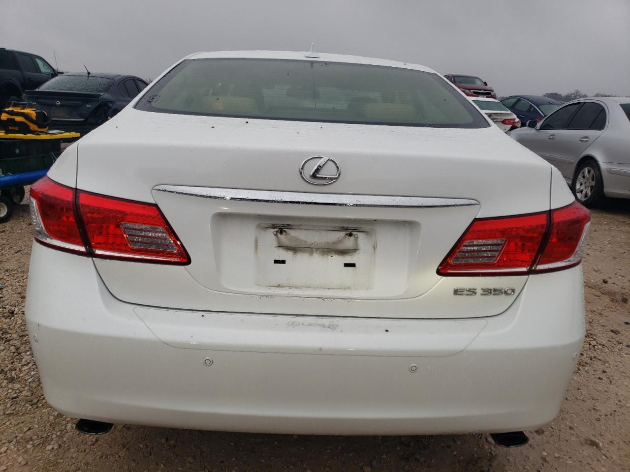 2012 Lexus ES - Image 6