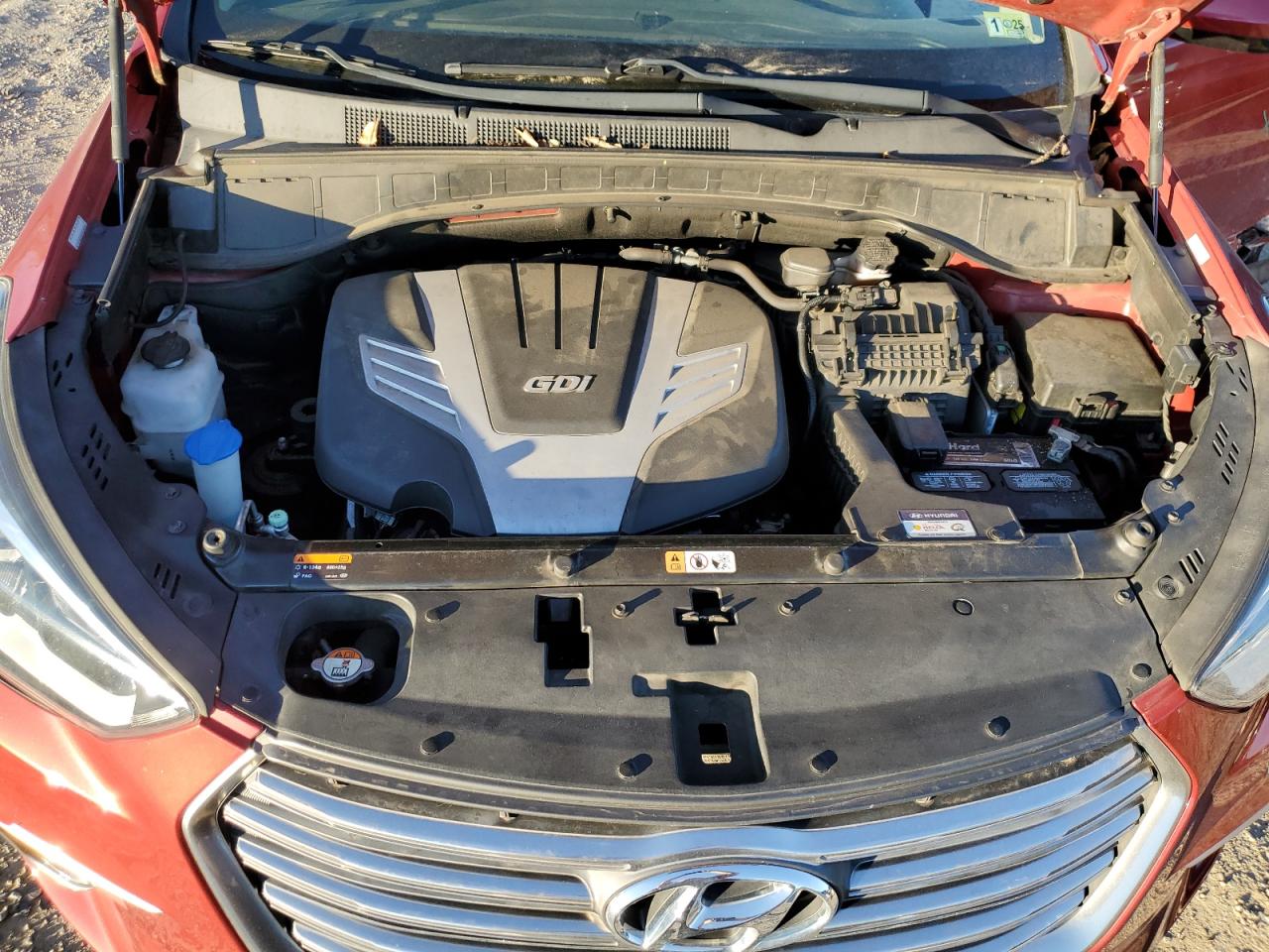 2018 Hyundai Santa Fe - Image 12