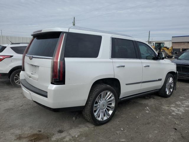  CADILLAC ESCALADE 2016 Белы