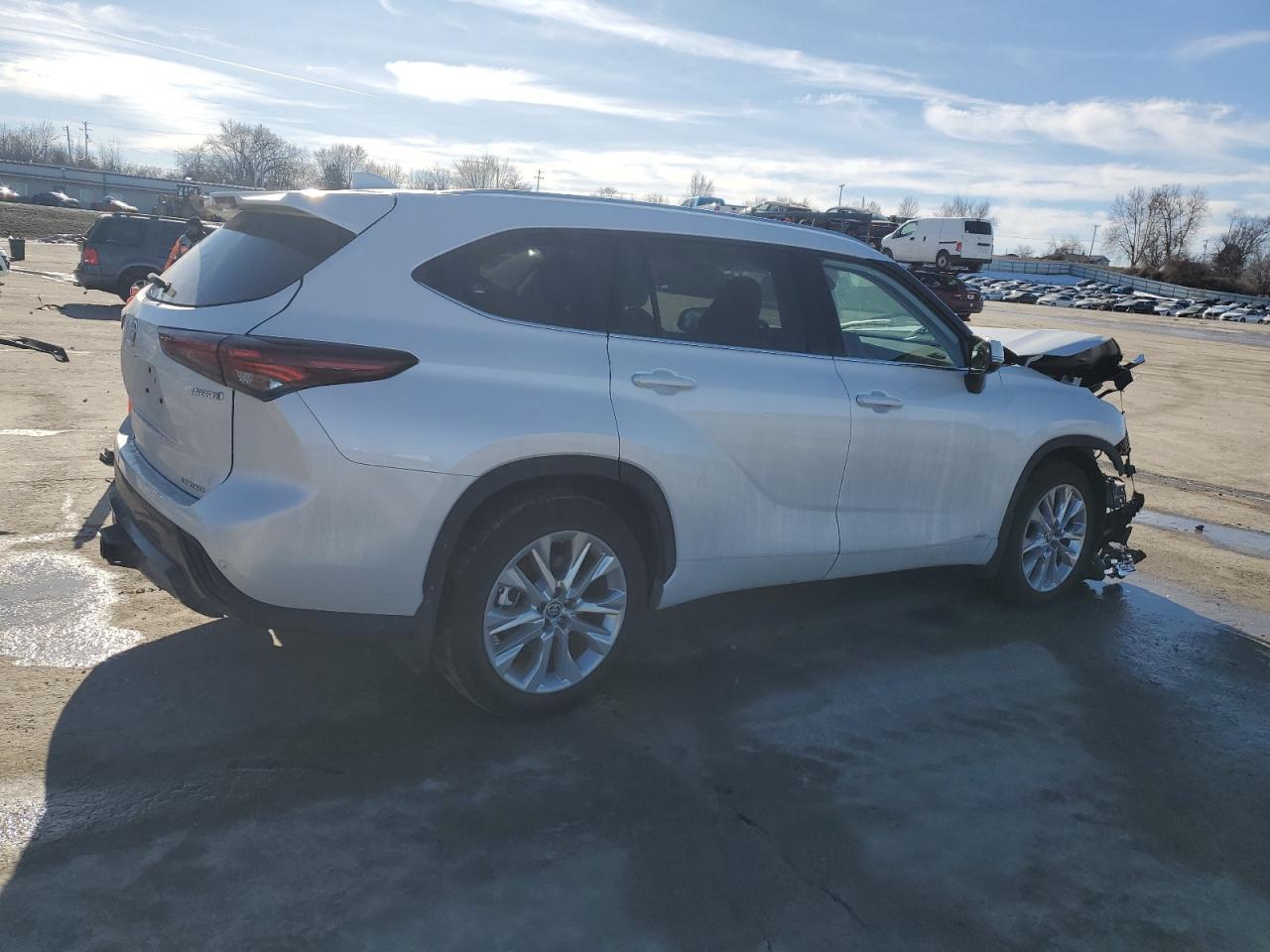 5TDXBRCH6RS613894 TOYOTA HIGHLANDER 2024