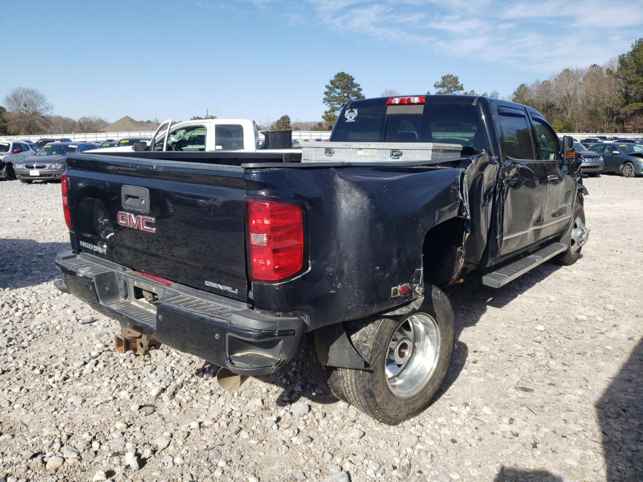 2016 GMC Sierra - Image 3