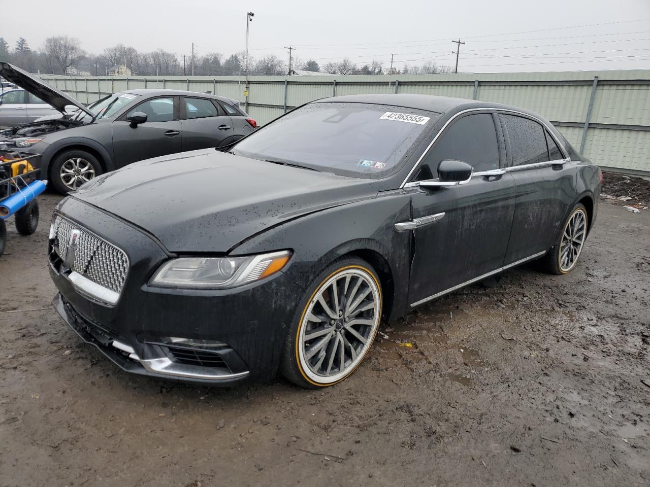 2017 Lincoln Continental - Image 1