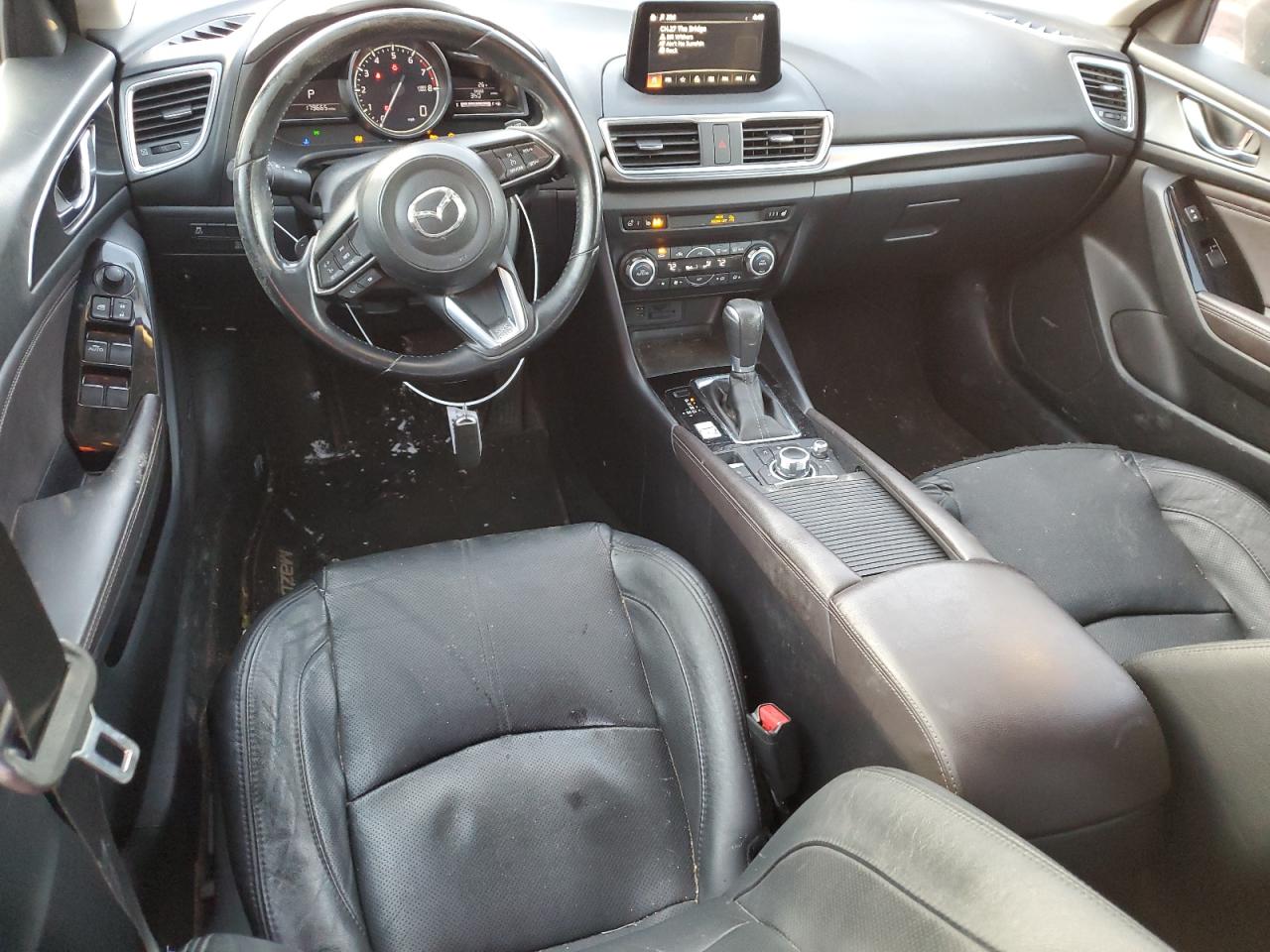 2017 Mazda 3 - Image 8