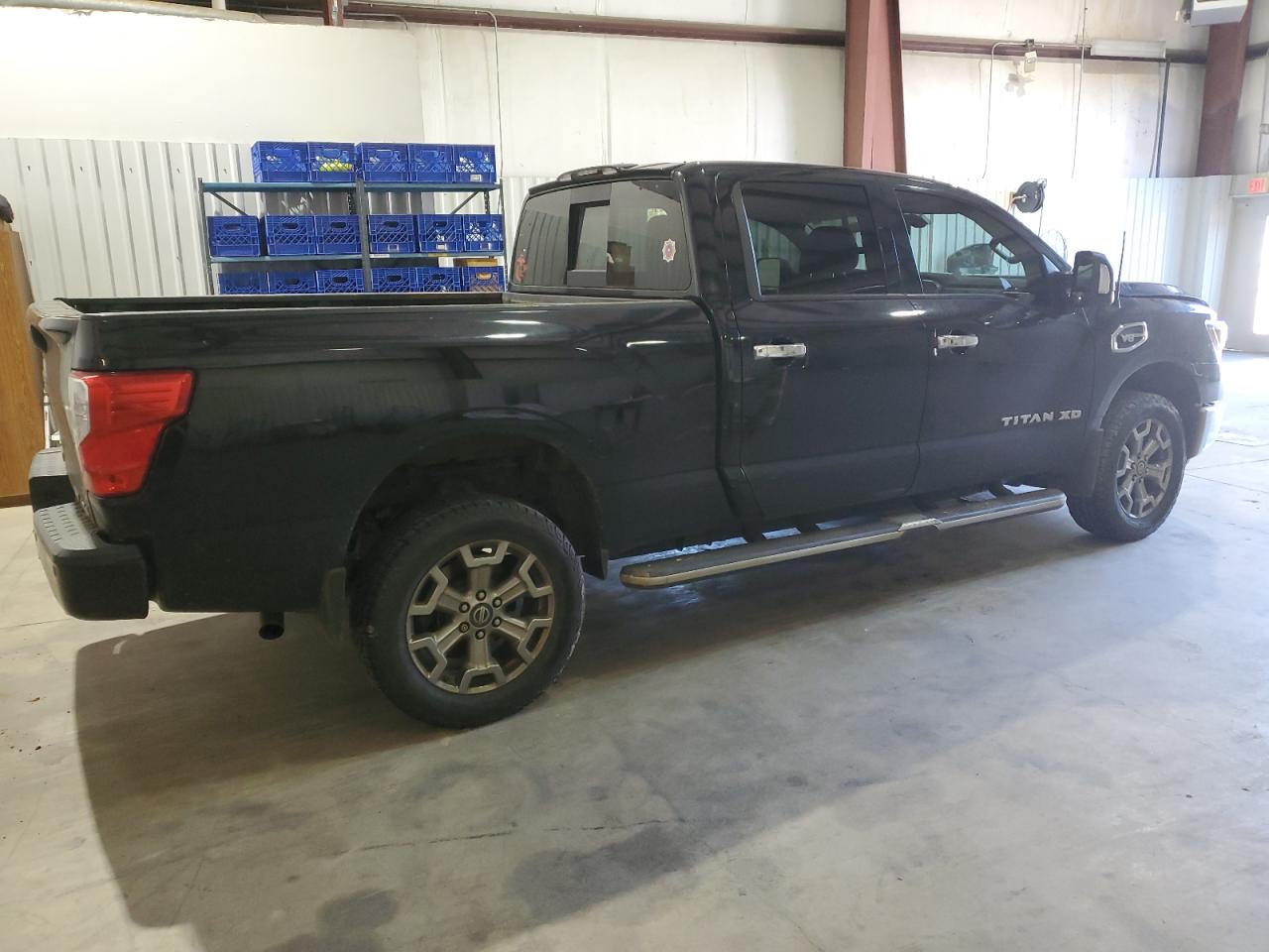 1N6AA1F46KN519378 NISSAN TITAN 2019