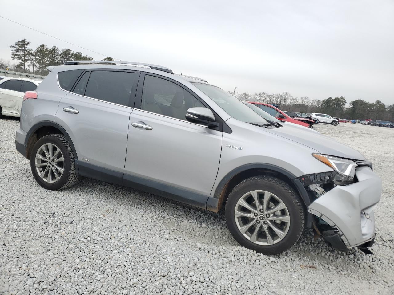 2017 Toyota RAV 4 - Image 4