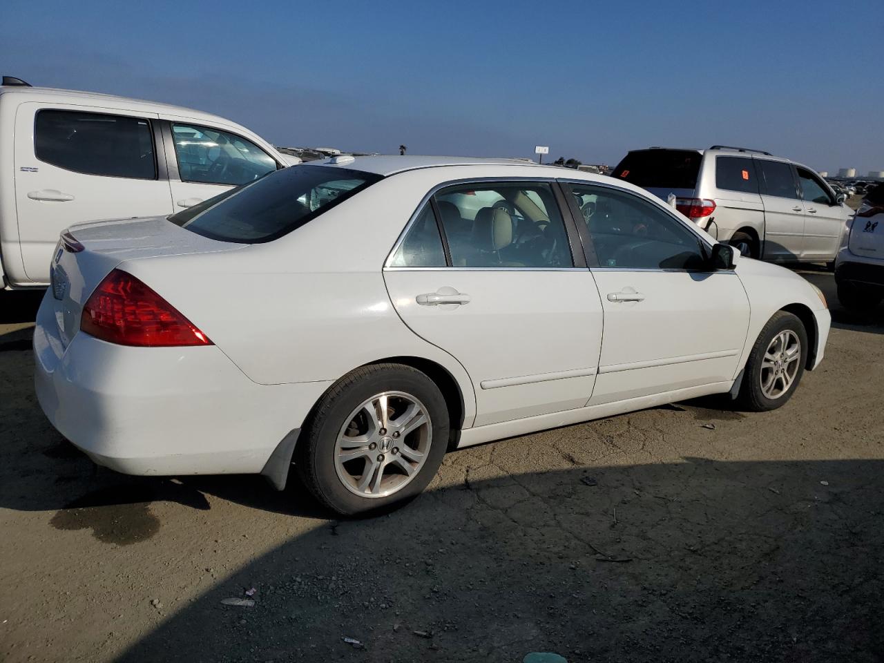 2006 Honda Accord - Image 3