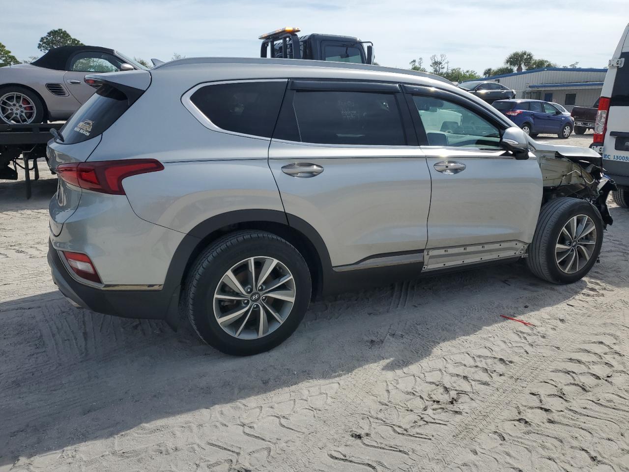2020 Hyundai Santa Fe - Image 3