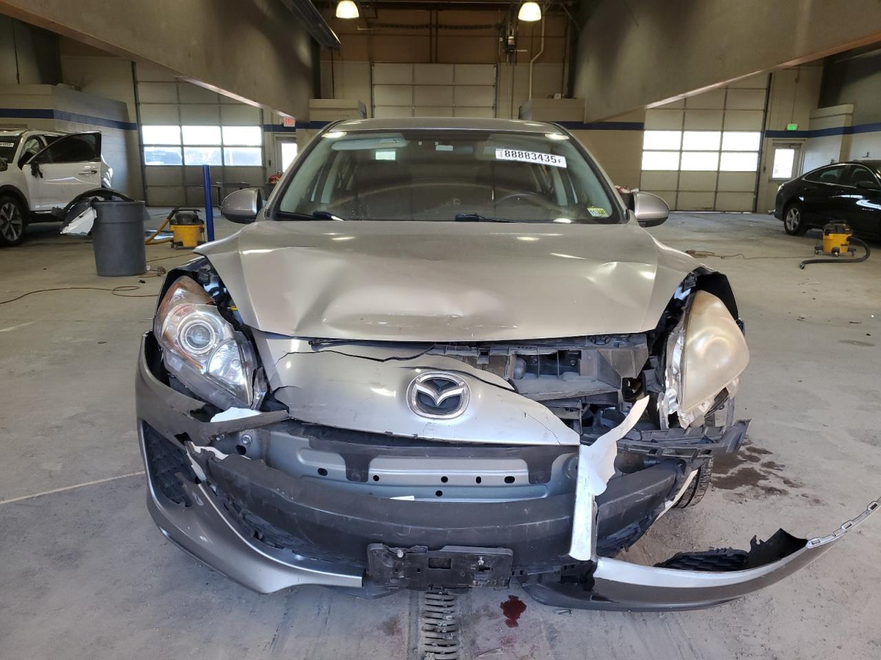 2013 Mazda 3 - Image 5