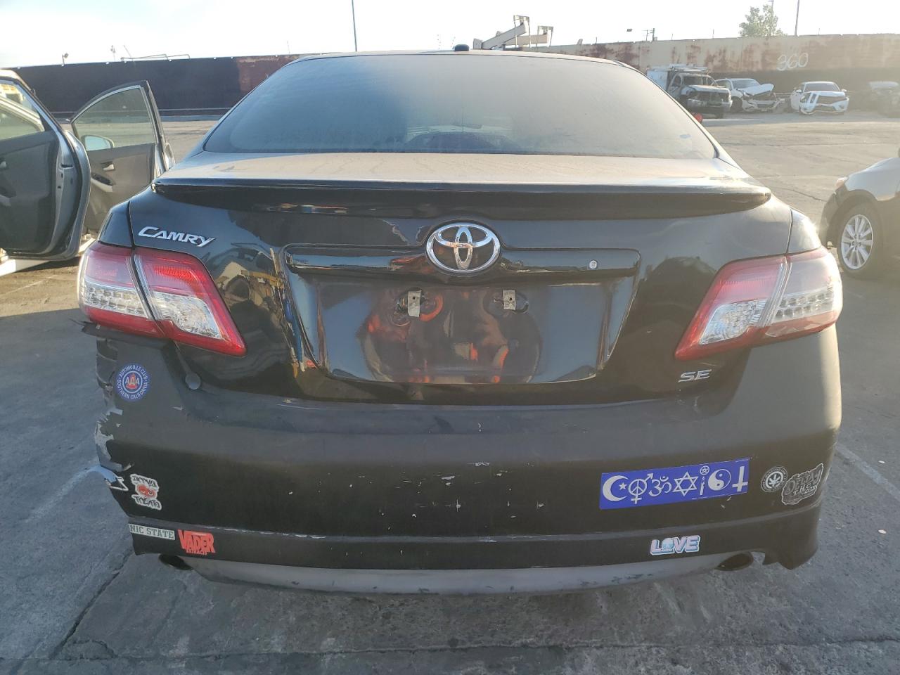 2011 Toyota Camry - Image 6
