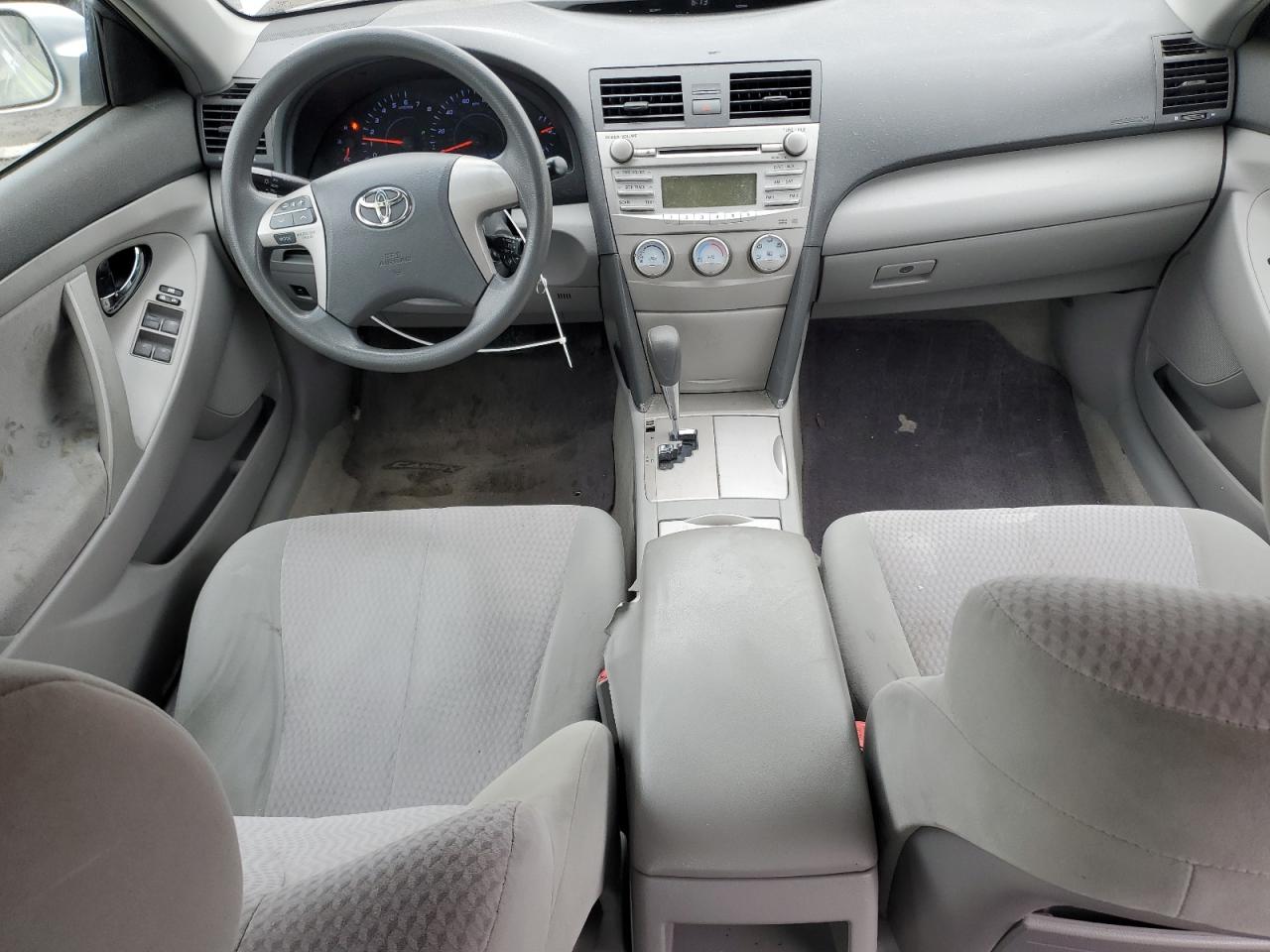 2010 Toyota Camry - Image 8