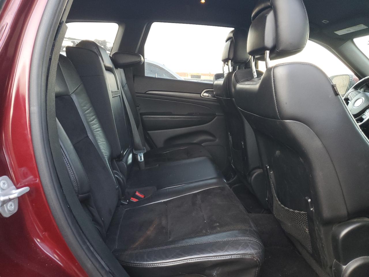 2018 Jeep Grand Cherokee - Image 11