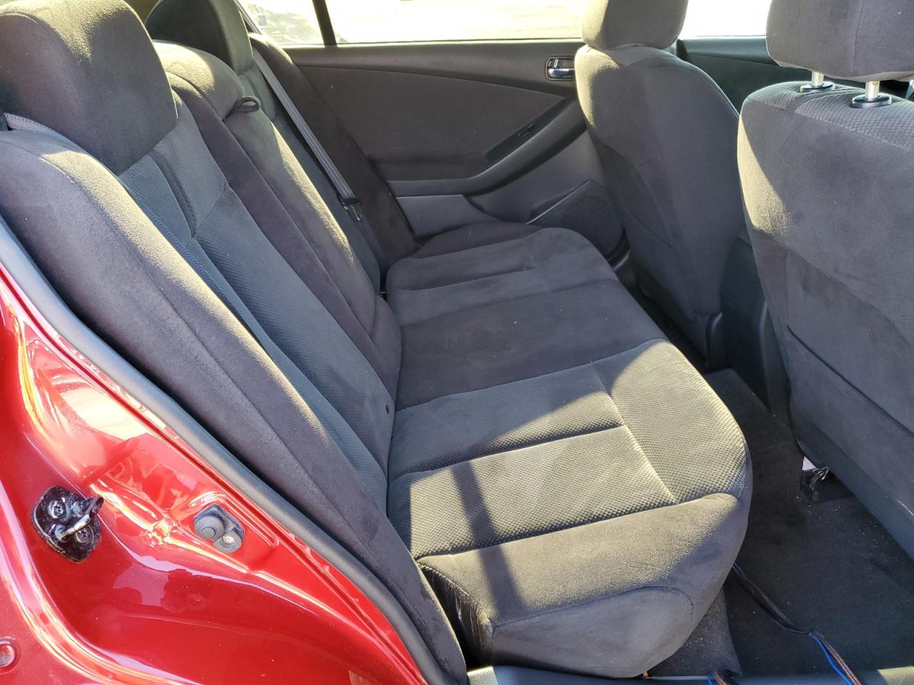 2009 Nissan Altima - Image 10
