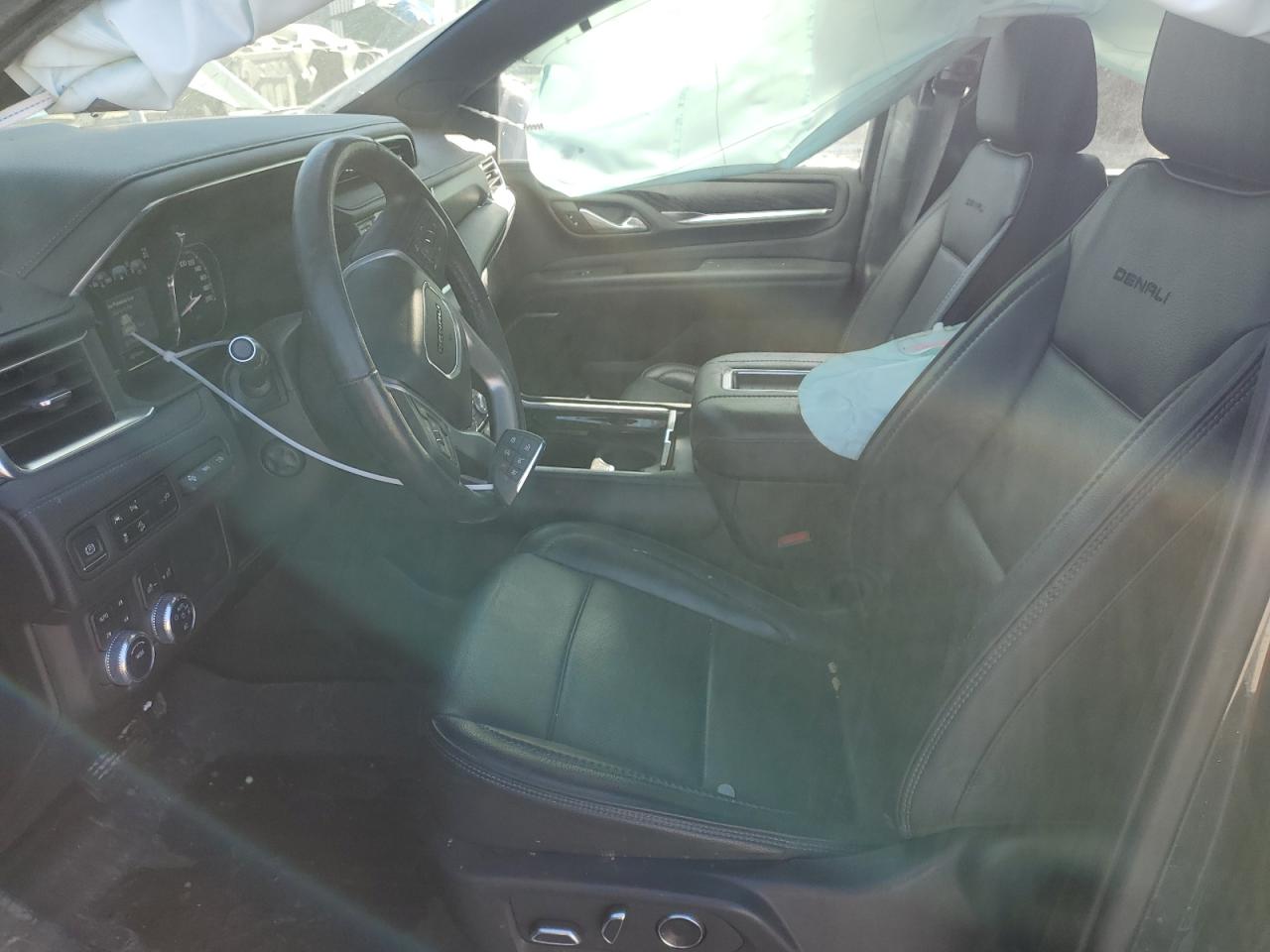 2021 GMC Yukon - Image 7