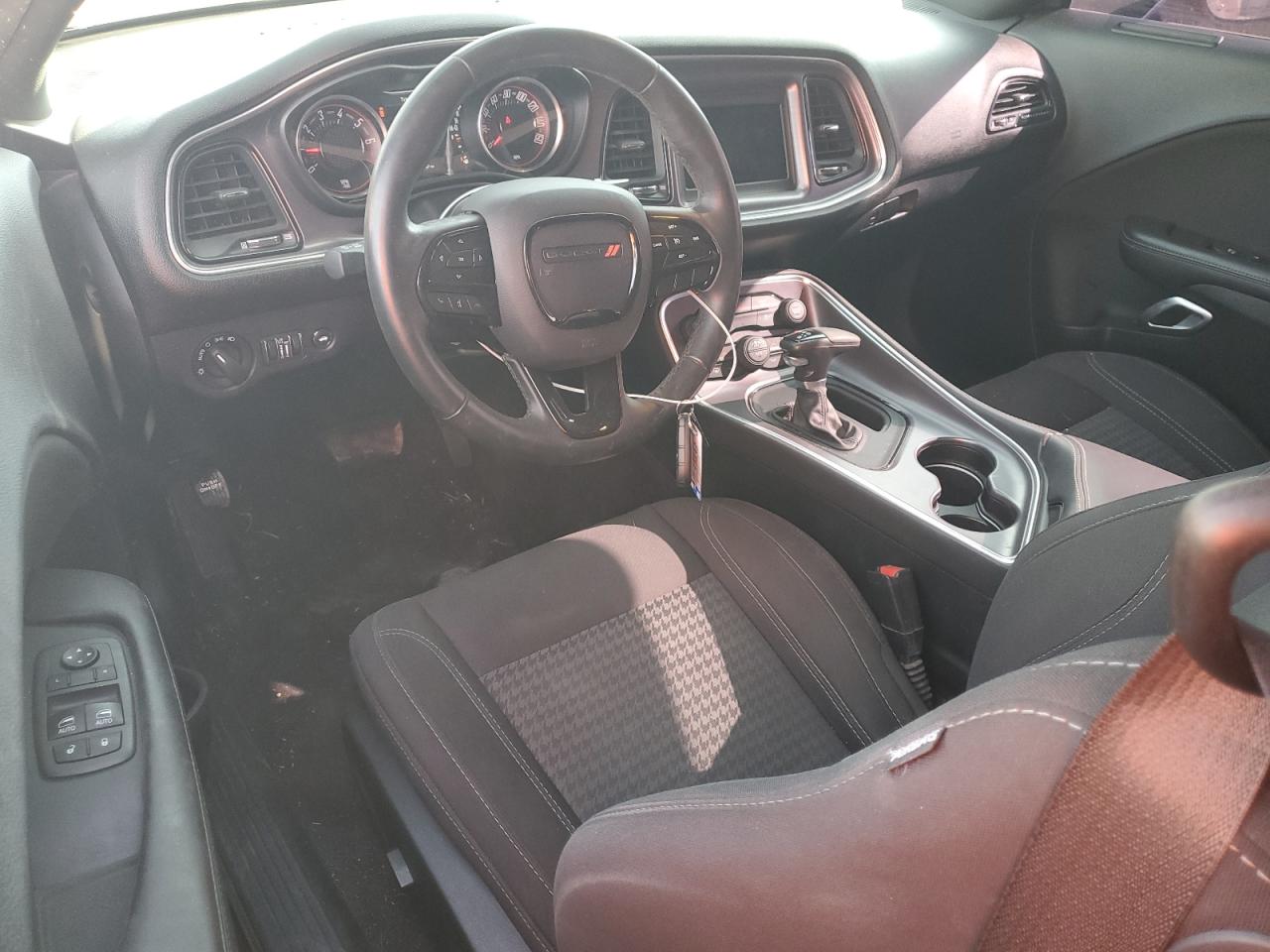 2018 Dodge Challenger - Image 8