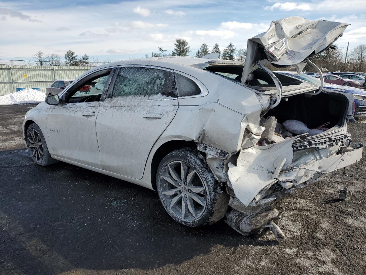 2017 Chevrolet Malibu - Image 2